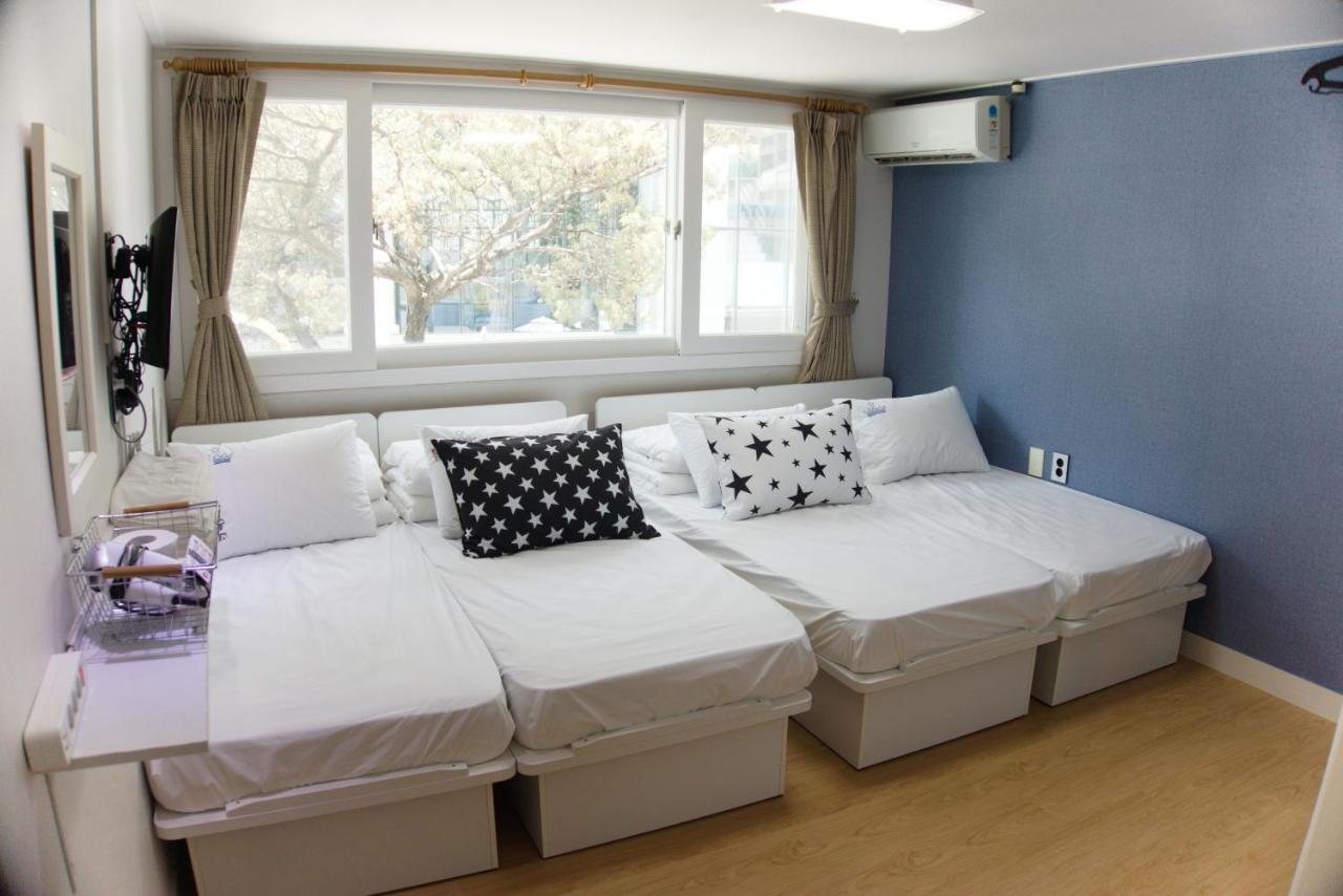 G-Star Guesthouse Seoul Bagian luar foto