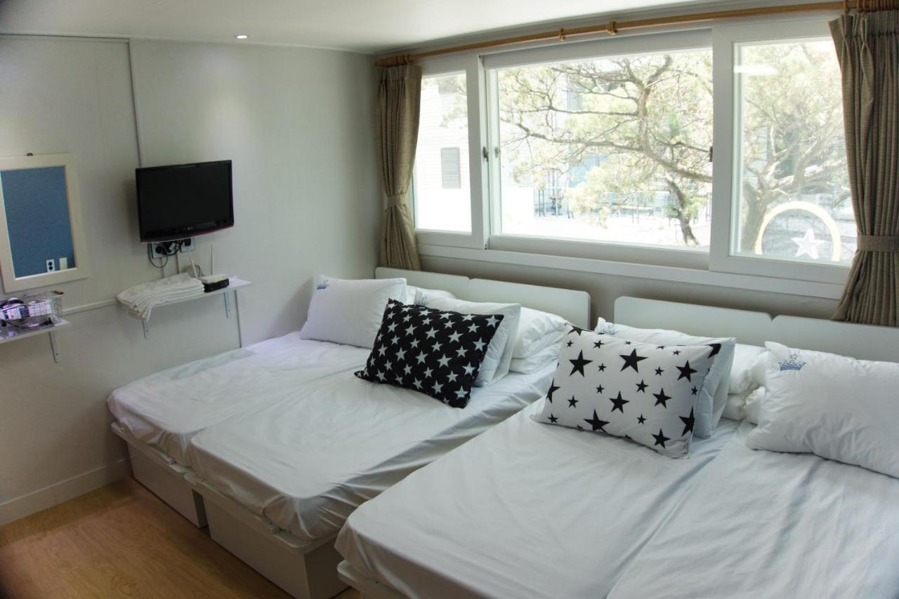 G-Star Guesthouse Seoul Bagian luar foto