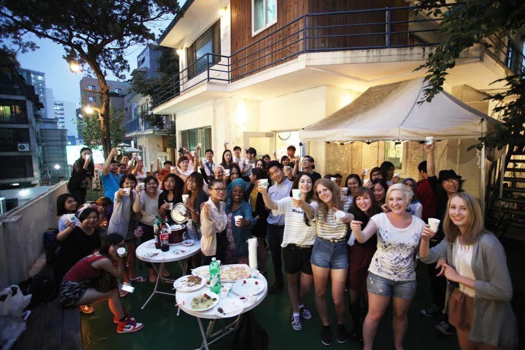 G-Star Guesthouse Seoul Bagian luar foto