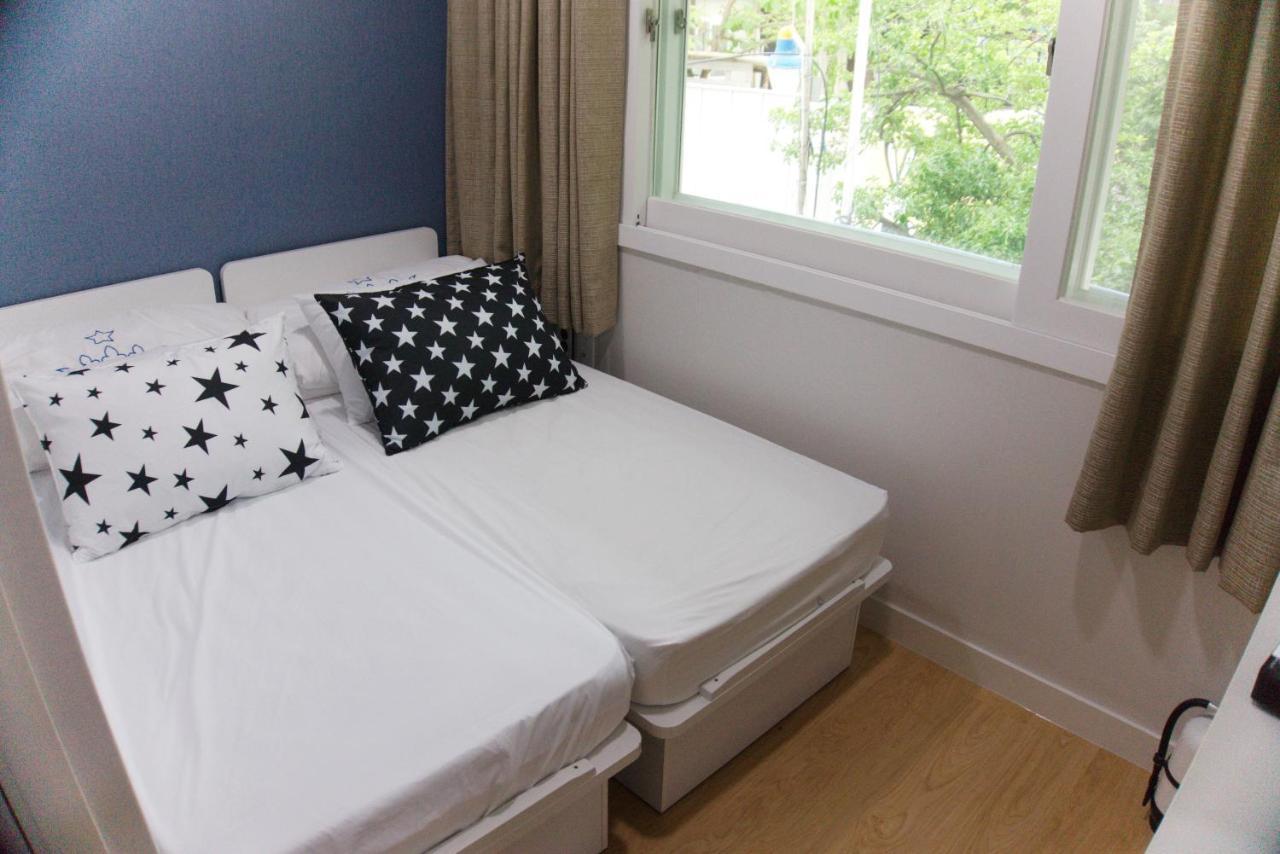 G-Star Guesthouse Seoul Bagian luar foto