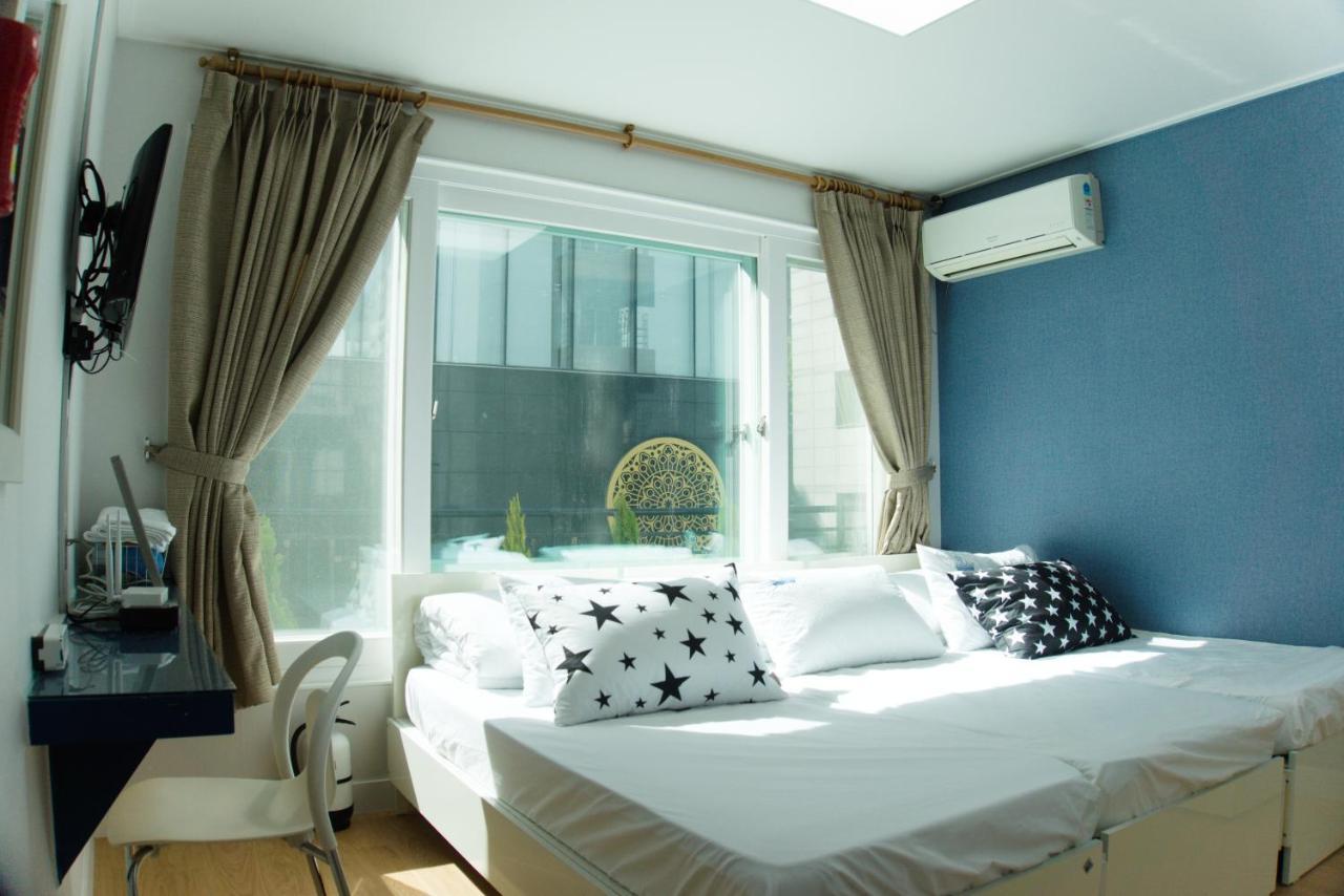 G-Star Guesthouse Seoul Bagian luar foto